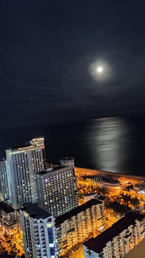 Orbi City 45 Floor Batumi Eksteriør billede
