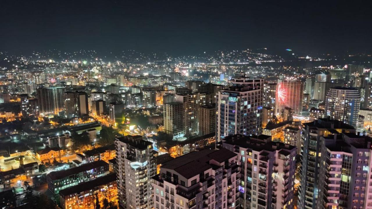 Orbi City 45 Floor Batumi Eksteriør billede