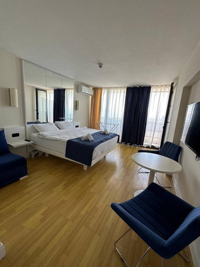 Orbi City 45 Floor Batumi Eksteriør billede