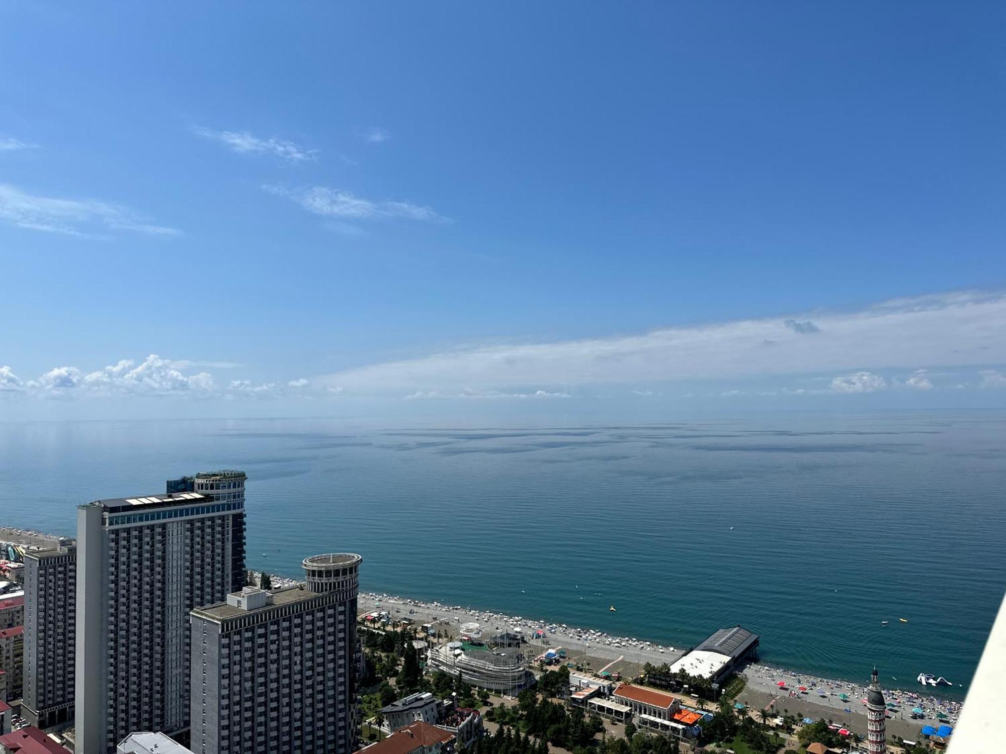 Orbi City 45 Floor Batumi Eksteriør billede